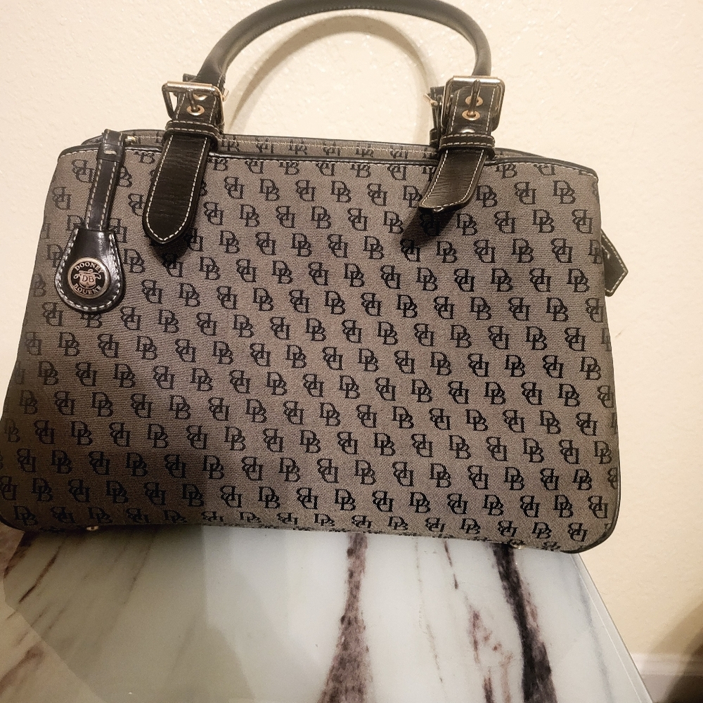 Dooney And Bourke Vintage Shoulder Handbag